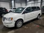 2009 Chrysler Town & Country LX