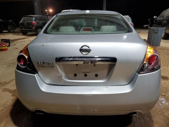 2010 Nissan Altima Base