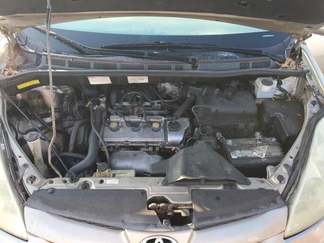 2006 Toyota Sienna XLE