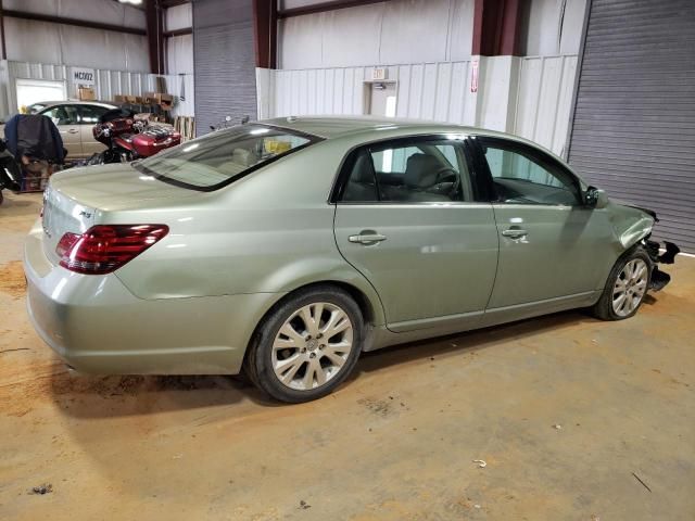 2010 Toyota Avalon XL