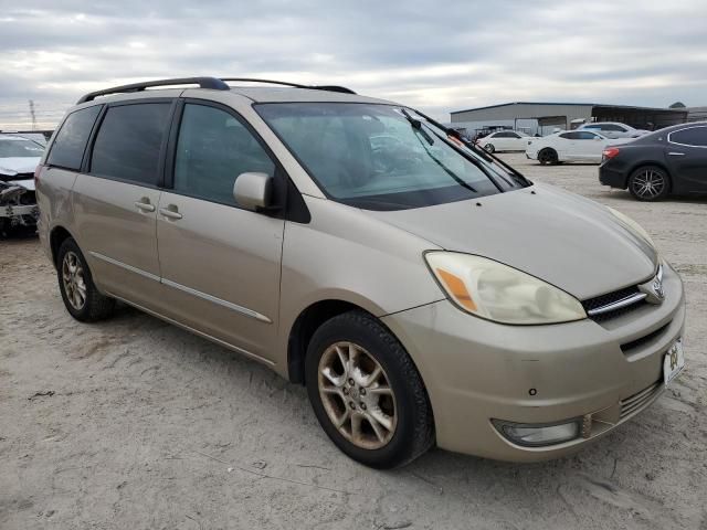 2005 Toyota Sienna XLE