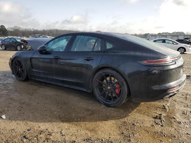 2018 Porsche Panamera Turbo