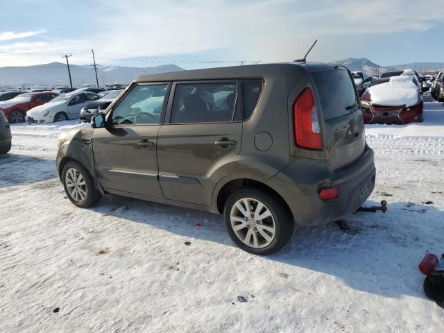 2013 KIA Soul +