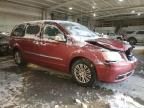 2014 Chrysler Town & Country Touring L