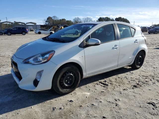 2015 Toyota Prius C