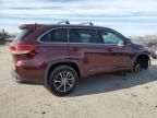 2017 Toyota Highlander SE