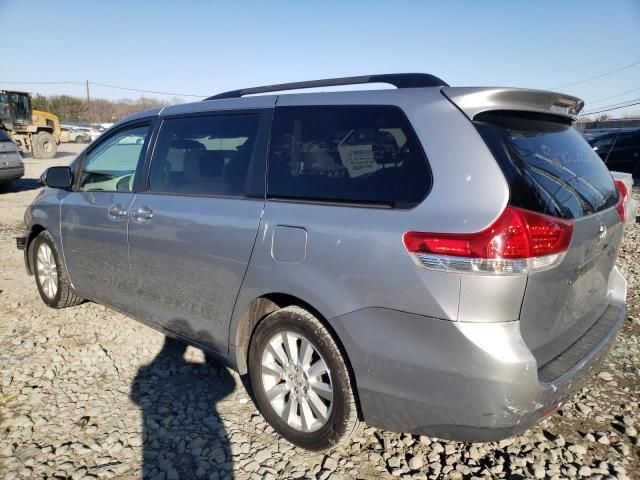 2014 Toyota Sienna LE