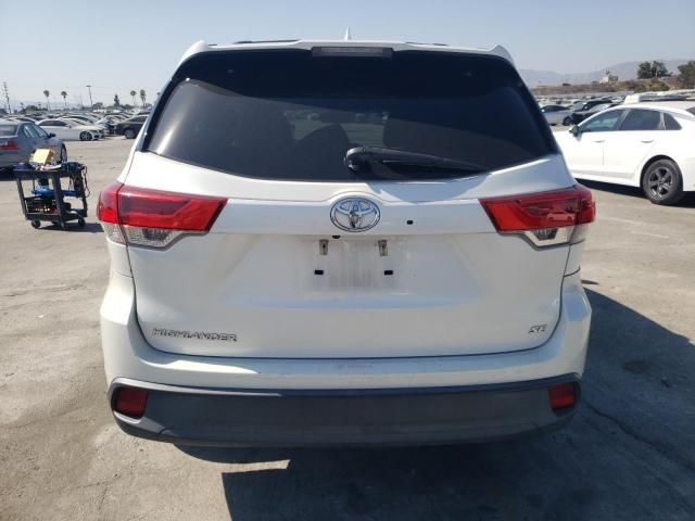 2018 Toyota Highlander SE