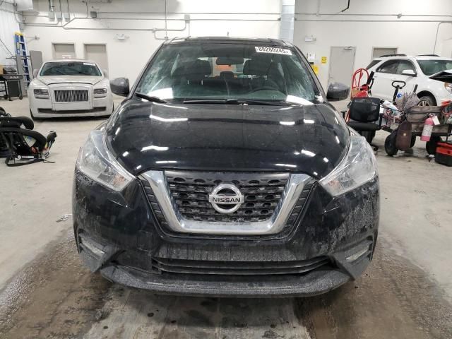 2019 Nissan Kicks S