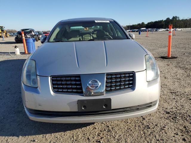 2004 Nissan Maxima SE