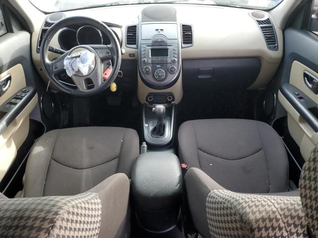 2011 KIA Soul +