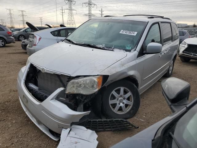 2010 Chrysler Town & Country Touring