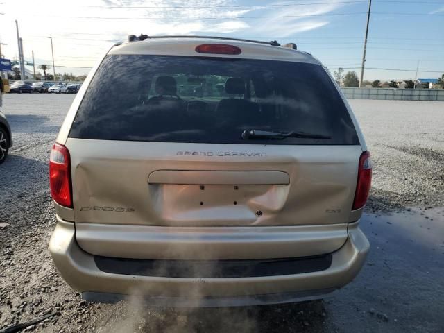 2005 Dodge Grand Caravan SXT