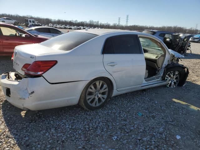 2010 Toyota Avalon XL