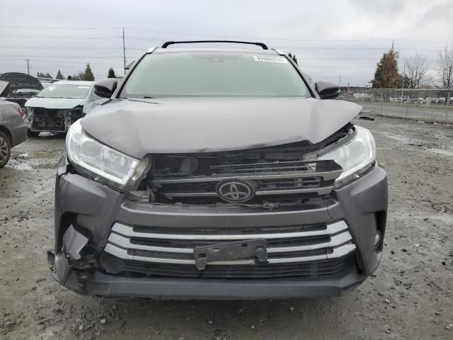 2018 Toyota Highlander SE