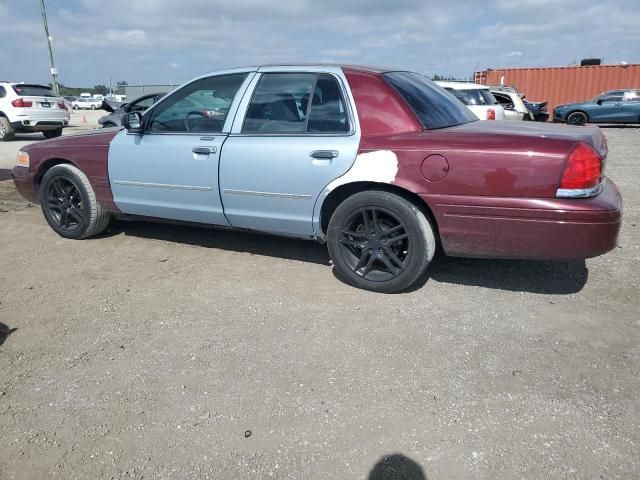 2004 Ford Crown Victoria