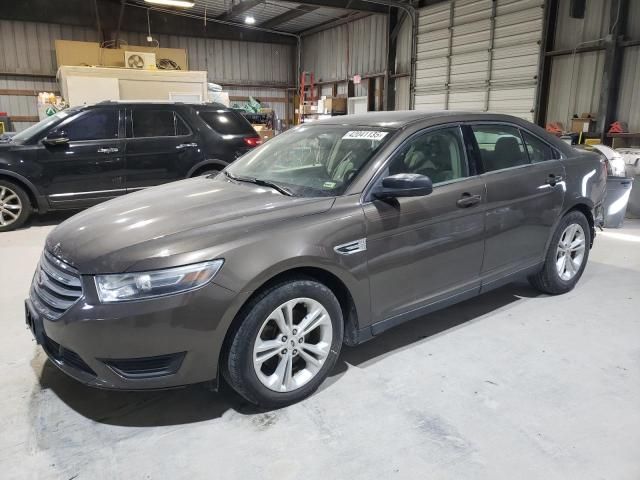 2015 Ford Taurus SE