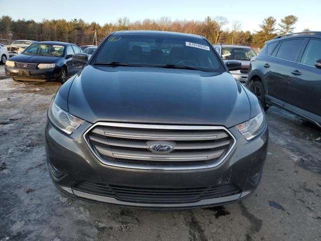 2018 Ford Taurus SEL