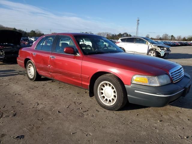 2002 Ford Crown Victoria LX