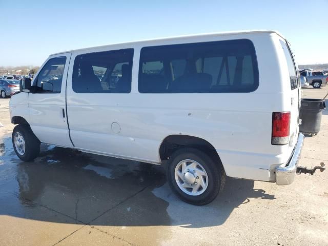 2013 Ford Econoline E350 Super Duty Wagon