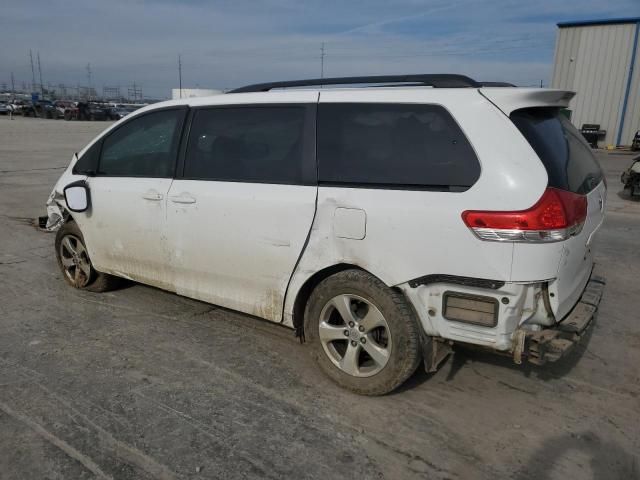 2012 Toyota Sienna LE