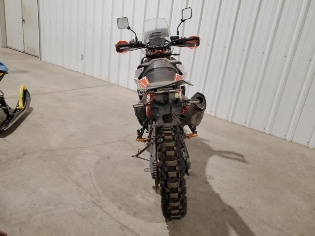 2020 KTM 790 Adventure R