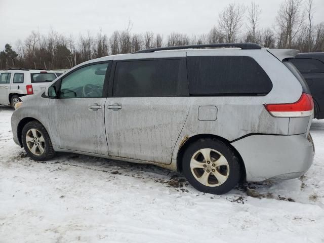 2011 Toyota Sienna LE