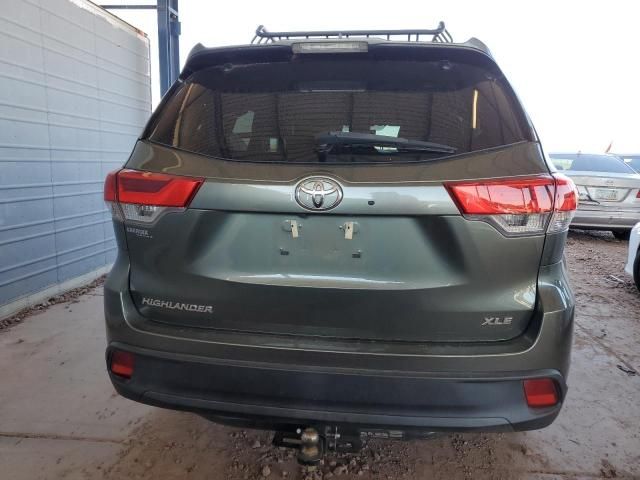 2019 Toyota Highlander SE