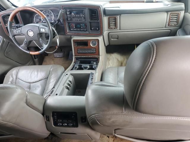 2004 Cadillac Escalade Luxury