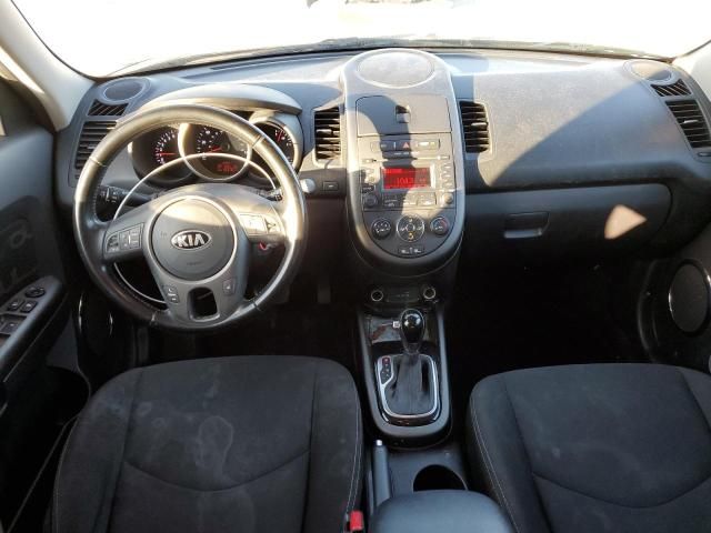 2013 KIA Soul +