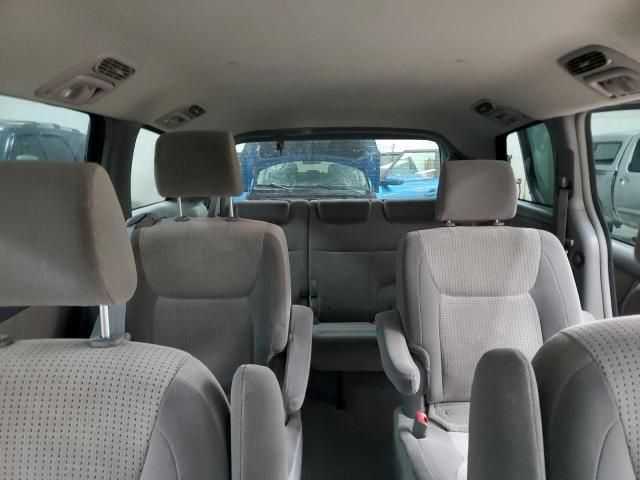 2008 Toyota Sienna CE