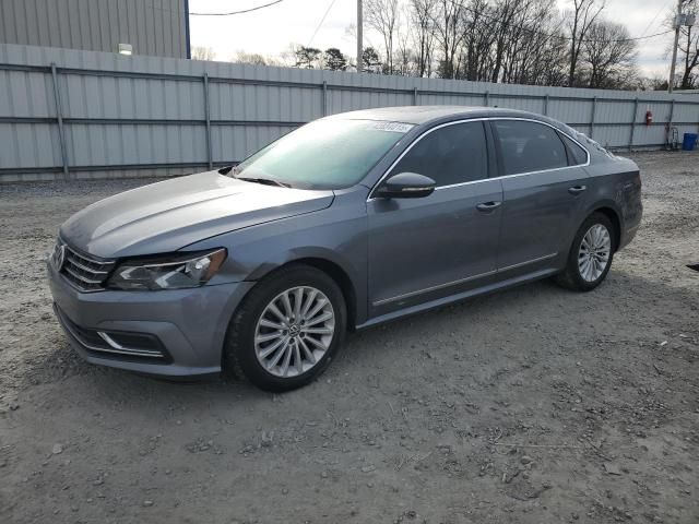 2016 Volkswagen Passat SE