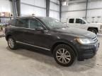 2014 Volkswagen Touareg V6