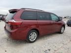 2017 Toyota Sienna XLE