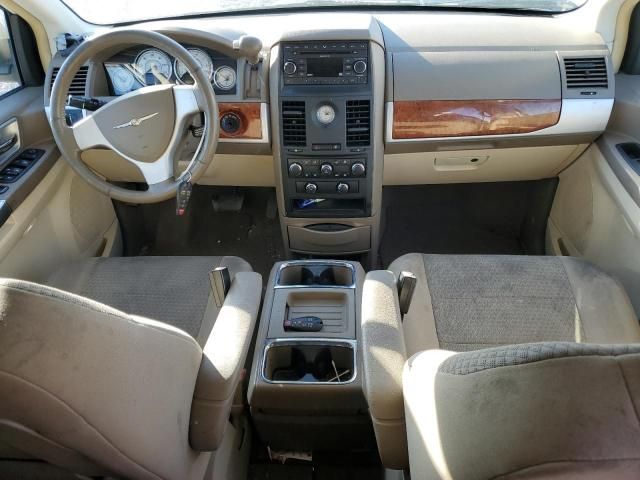 2008 Chrysler Town & Country Touring