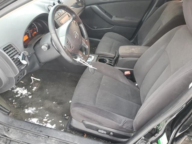 2010 Nissan Altima Base