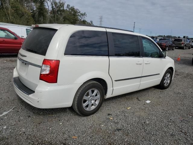 2013 Chrysler Town & Country Touring