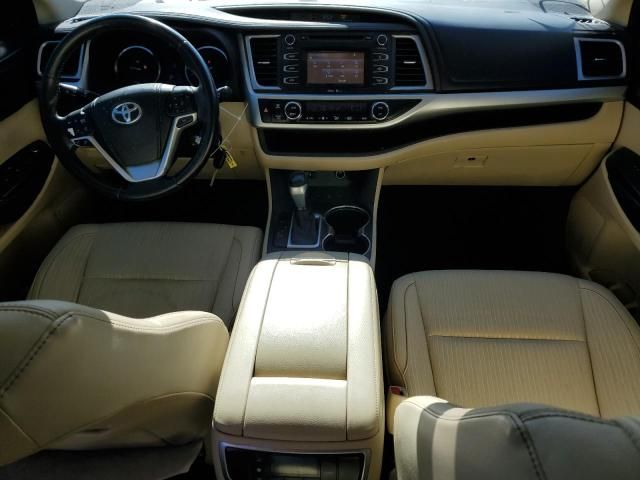 2014 Toyota Highlander LE