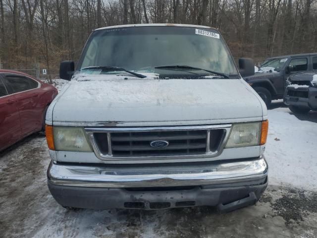 2005 Ford Econoline E350 Super Duty Wagon