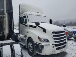 Freightliner salvage cars for sale: 2019 Freightliner Cascadia 126