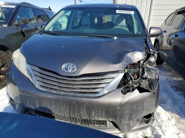 2012 Toyota Sienna XLE