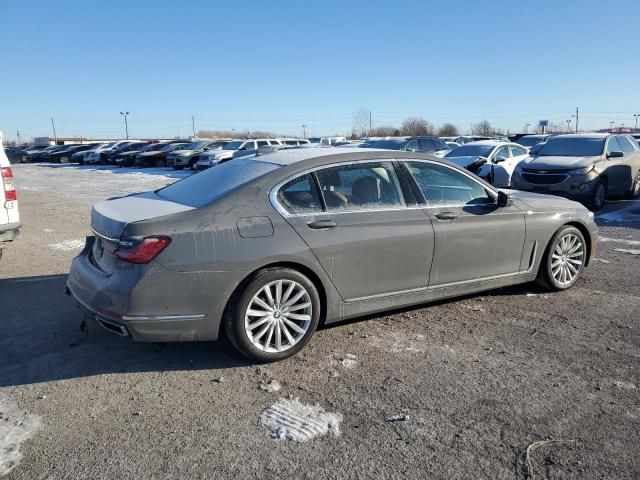 2022 BMW 740 XI