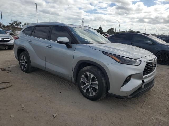 2023 Toyota Highlander L