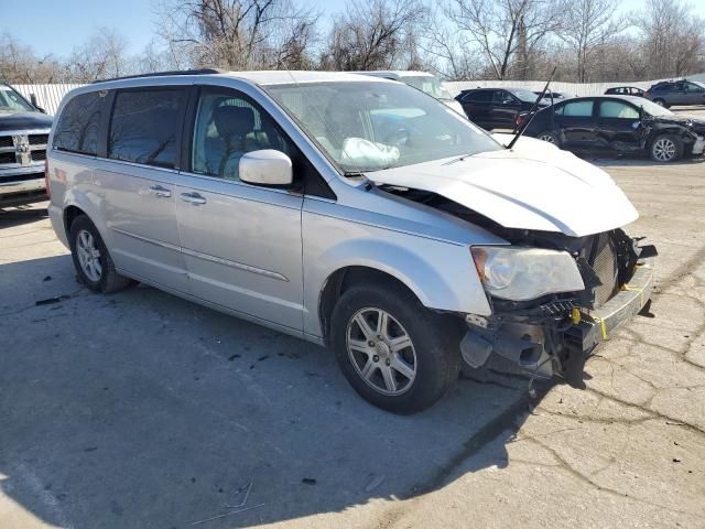 2011 Chrysler Town & Country Touring