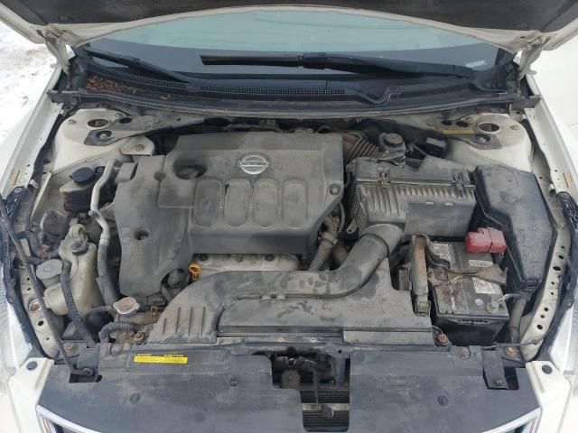 2010 Nissan Altima Base