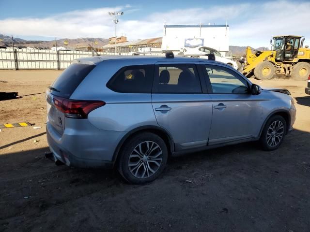 2016 Mitsubishi Outlander SE