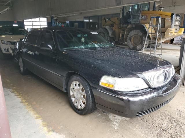 2008 Lincoln Town Car Signature Limited