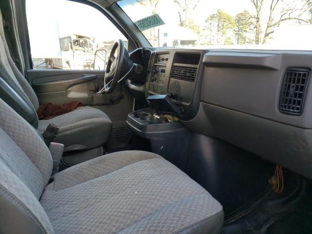 2004 Chevrolet Express G3500