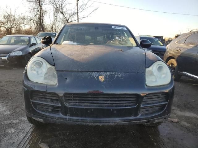 2004 Porsche Cayenne S