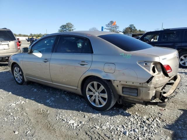 2005 Toyota Avalon XL